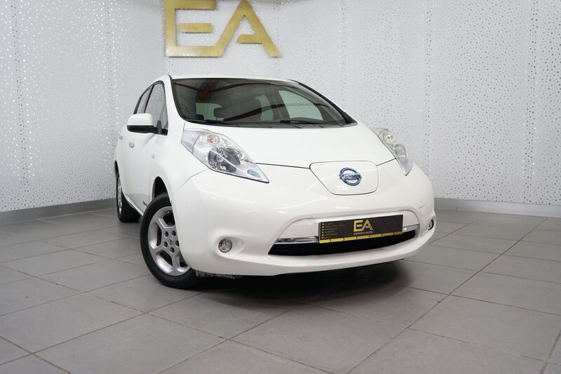 Branco Usado 2016 Nissan Leaf Tekna Citadino | € 8.980 (Preço justo) - Imagem 1/4
