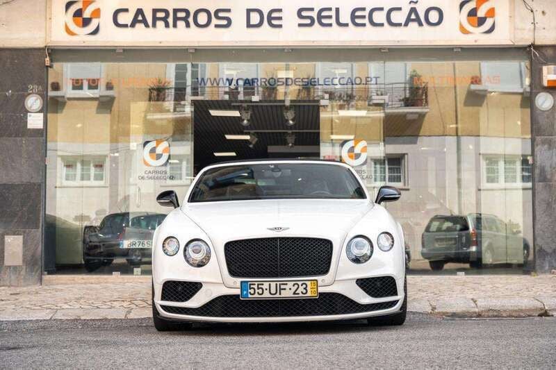 Branco Usado 2015 Bentley Continental Sedan | € 105.900 - Imagem 1/4
