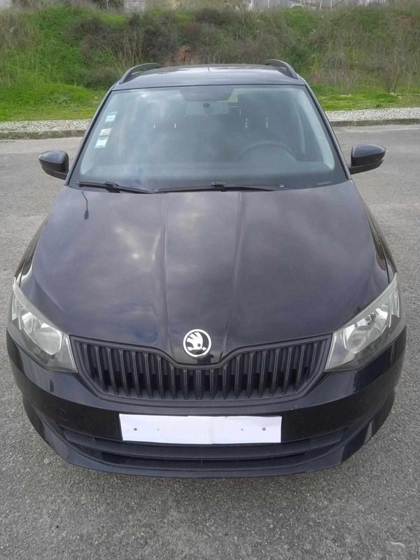 Preto Usado 2017 Skoda Fabia Carrinha | € 8.500 (Preço justo) - Imagem 1/4