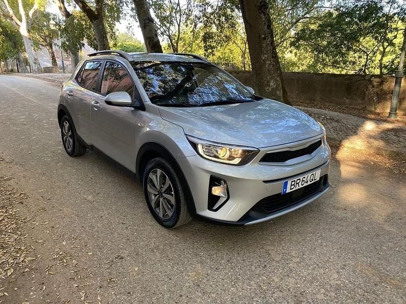 Outro Usado 2025 Kia Stonic SUV | € 17.990 (Preço justo) - Imagem 1/4