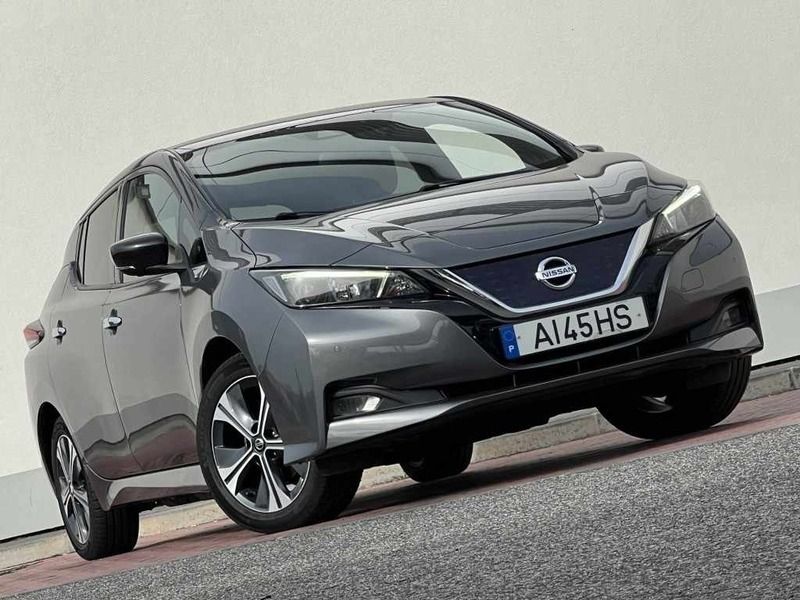 Cinza Usado 2021 Nissan Leaf N-Connecta Citadino | € 18.900 (Preço justo) - Imagem 1/4
