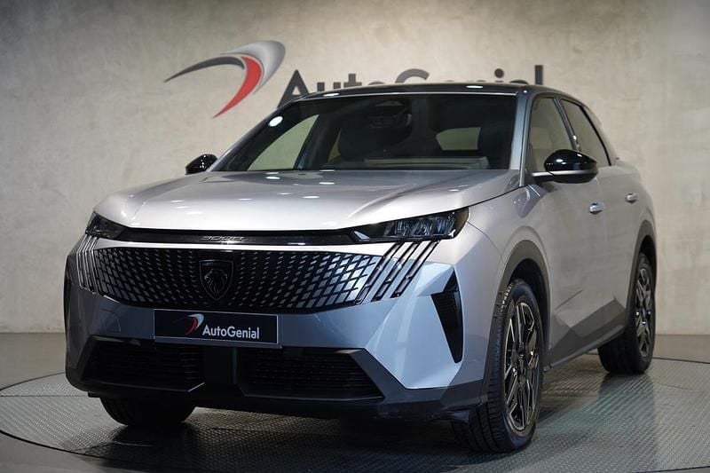 Cinza Usado 2025 Peugeot 3008 Allure SUV | € 32.990 (Bom preço) - Imagem 1/4