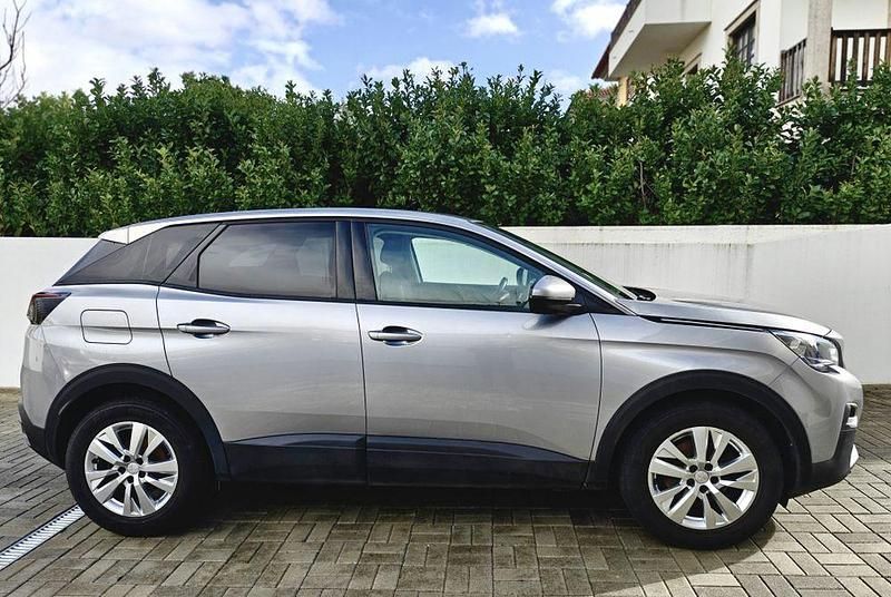 Usado Peugeot 3008 120 HP (88 kW) 2017 SUV