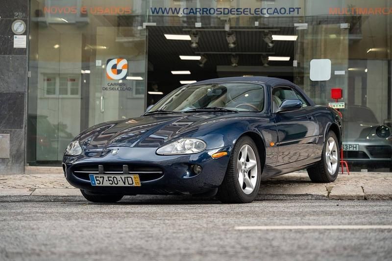 Usado Jaguar XK 284 HP (208 kW) 1997 Azul