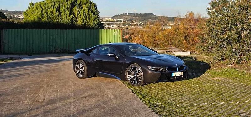 Usado BMW i8 374 HP (275 kW) 2020 Cinzento Coupé