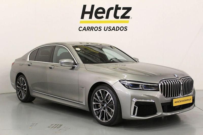Cinza Usado 2021 BMW 740 Sedan | € 59.490 - Imagem 1/4