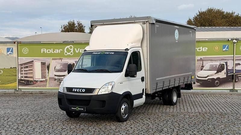 Branco Usado 2011 Iveco Daily | € 22.500 - Imagem 1/4