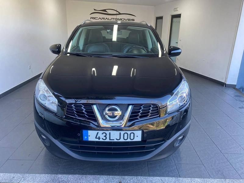 Usado Nissan Qashqai Tekna 110 HP (80 kW) 2011 Preto SUV