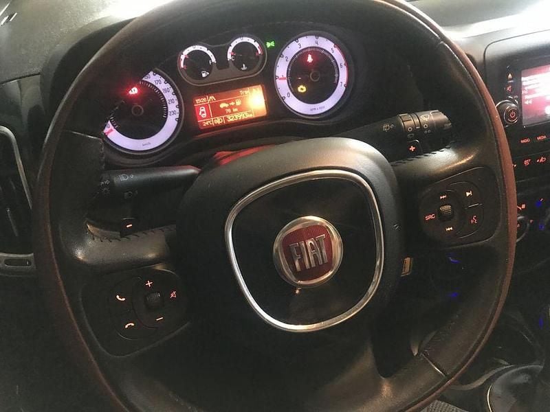 Usado 2014 Fiat 500L Monovolume | € 3.000 - Imagem 1/4