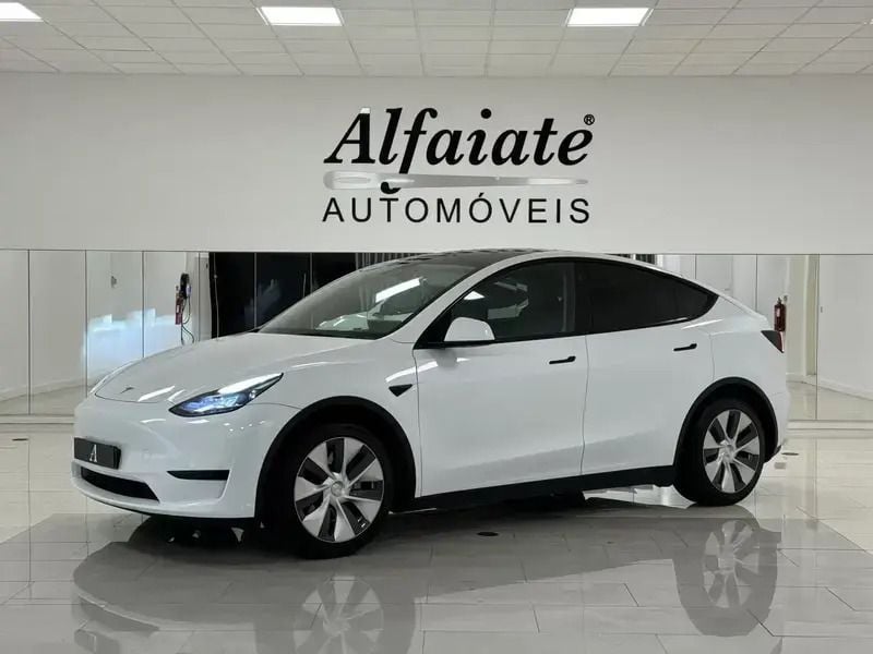 Branco pérola Usado 2022 Tesla Model Y SUV | € 35.890 (Preço justo) - Imagem 1/4