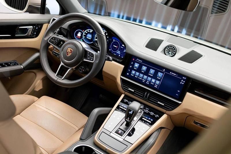 Usado Porsche Cayenne 462 HP (339 kW) 2022 Outra SUV