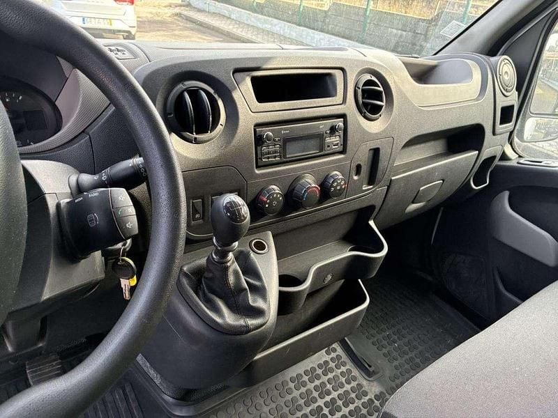 Usado Renault Master 110 HP (80 kW) 2016 Branco Van