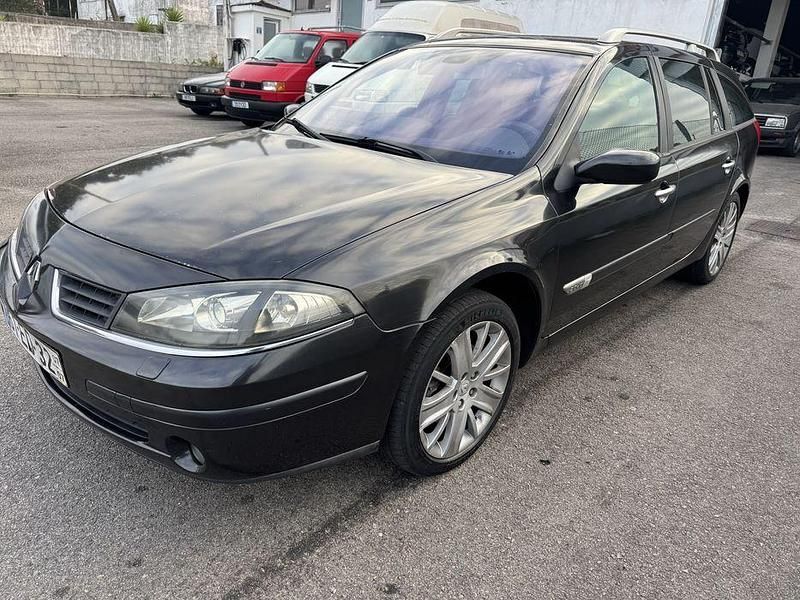 Usado 2007 Renault Laguna III Dynamique Sedan | € 3.750 (Preço justo) - Imagem 1/4