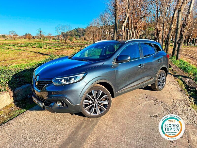 Cinzento Usado 2018 Renault Kadjar Bose Edition SUV | € 16.900 - Imagem 1/4