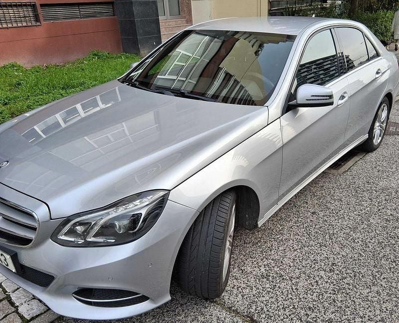 Usado Mercedes E300 204 HP (150 kW) 2015 Sedan