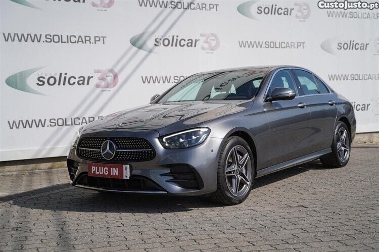 Cinza Usado 2023 Mercedes E300 AMG line Sedan | € 55.500 (Preço justo) - Imagem 1/1