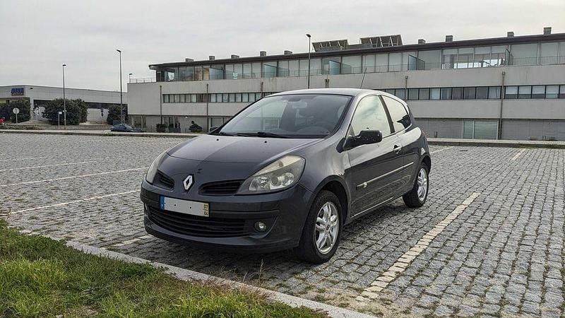 Usado 2007 Renault Clio III | € 2.600 (Preço justo) - Imagem 1/4