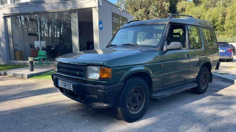 Verde Usado 2004 Land Rover Defender SUV | € 7.990 - Imagem 1/4