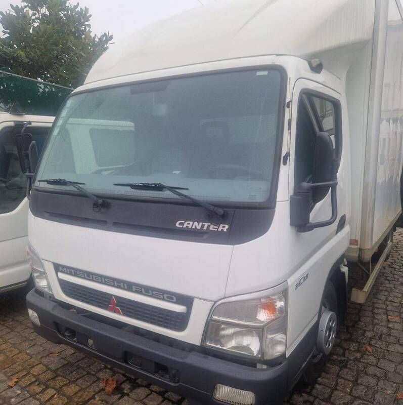 Branco Usado 2005 Mitsubishi Canter | € 15.900 (Preço justo) - Imagem 1/4
