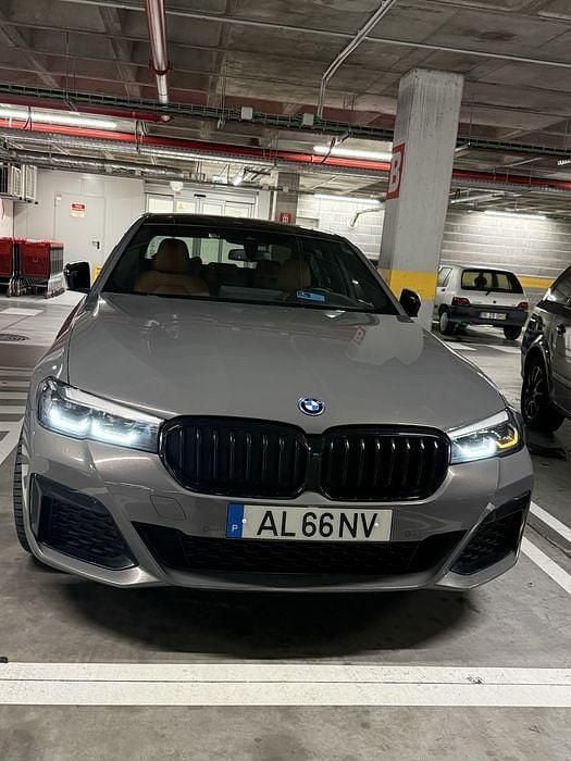 Usado BMW 530e Sport Line 292 HP (214 kW) 2021 Sedan