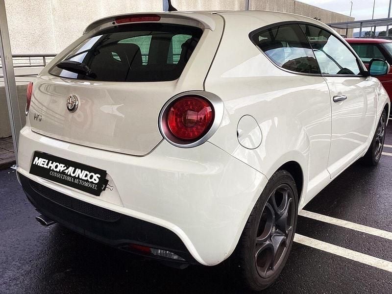 Usado Alfa Romeo MiTo 95 HP (69 kW) 2018 Branco Citadino