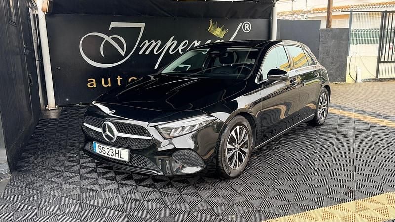 Usado Mercedes A200 163 HP (119 kW) 2025 Preto Sedan