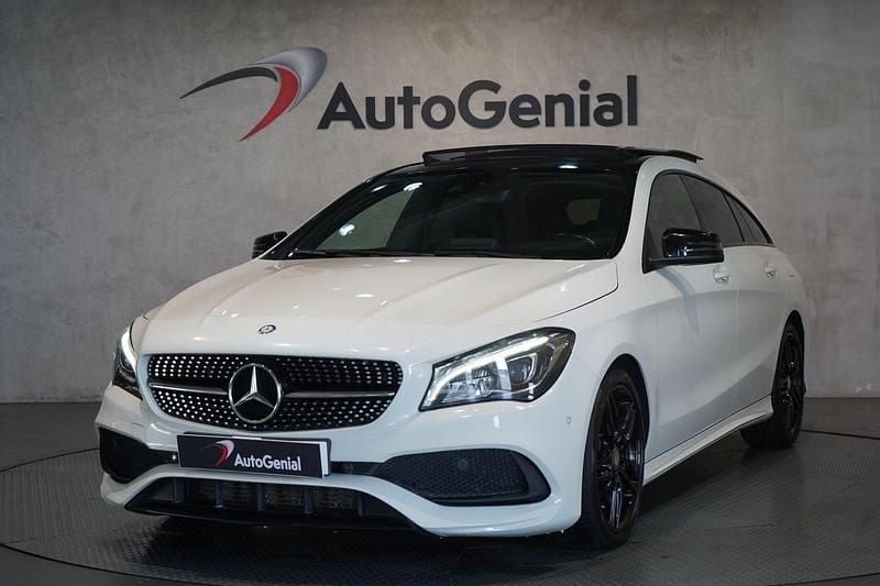 Branco Usado 2017 Mercedes CLA180 AMG line Sedan | € 22.490 (Preço elevado) - Imagem 1/4