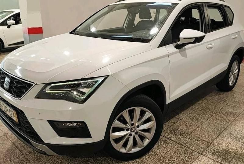 Branco Usado 2019 Seat Ateca Style SUV | € 16.599 (Preço justo) - Imagem 1/4