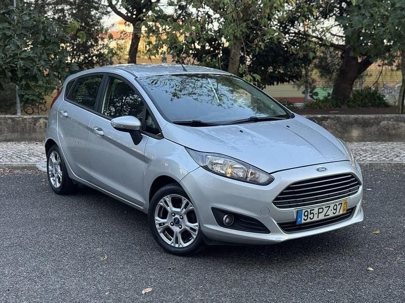 Usado 2015 Ford Fiesta Citadino | € 6.950 (Bom preço) - Imagem 1/4