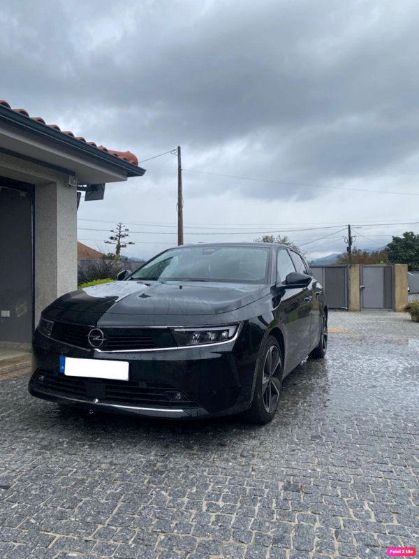 Preto Usado 2022 Opel Astra Citadino | € 22.500 (Preço justo) - Imagem 1/4