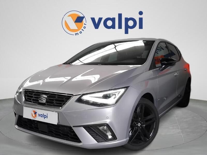 Cinzento Usado 2024 Seat Ibiza | € 18.990 (Preço justo) - Imagem 1/4