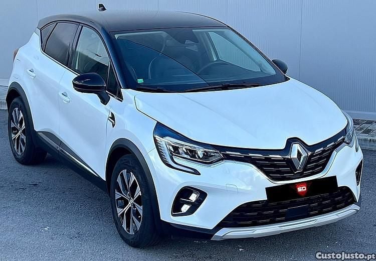 Usado Renault Captur Techno 100 HP (73 kW) 2022 Branco SUV