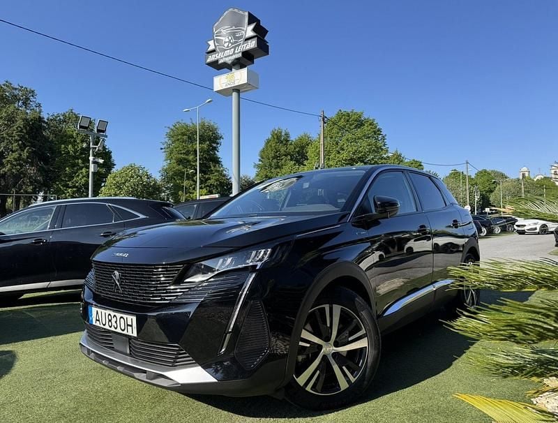 Preto Usado 2022 Peugeot 3008 Allure SUV | € 28.750 (Preço justo) - Imagem 1/4