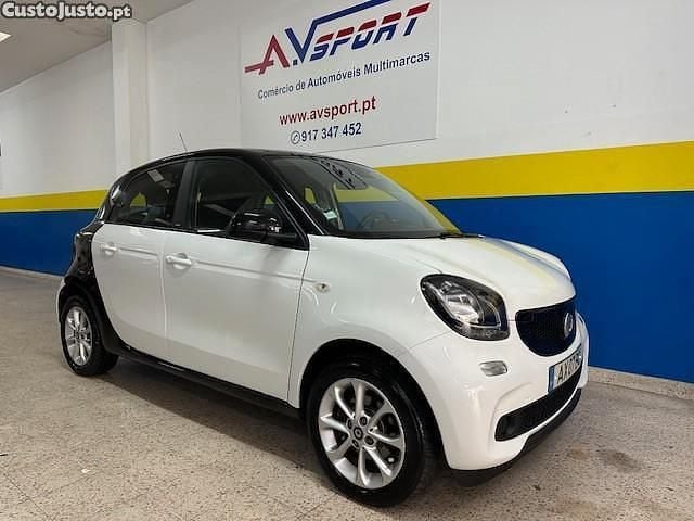 Usado Smart ForFour Passion 71 HP (52 kW) 2016 Branco Citadino