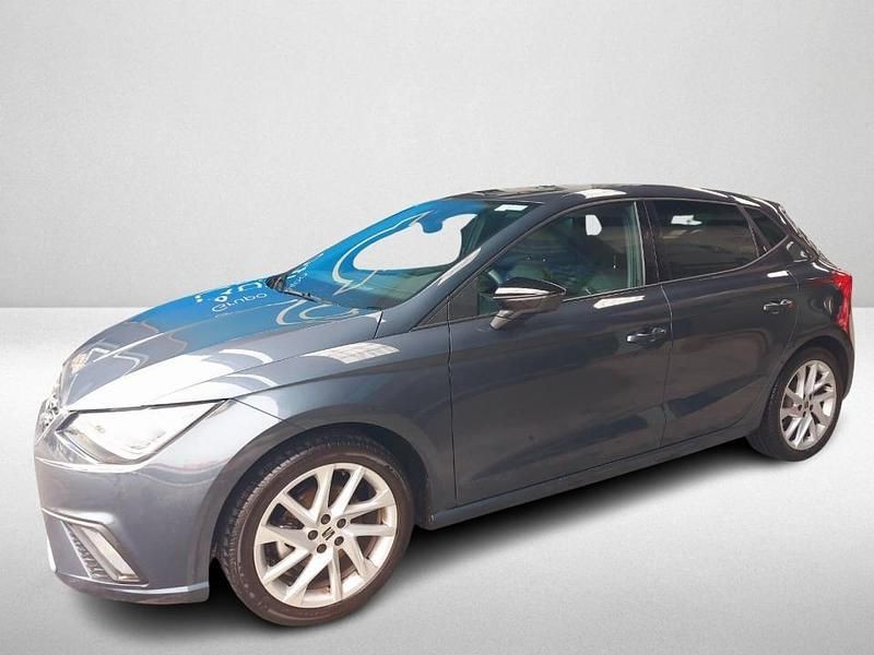 Usado Seat Ibiza 115 HP (84 kW) 2025 Cinzento Citadino