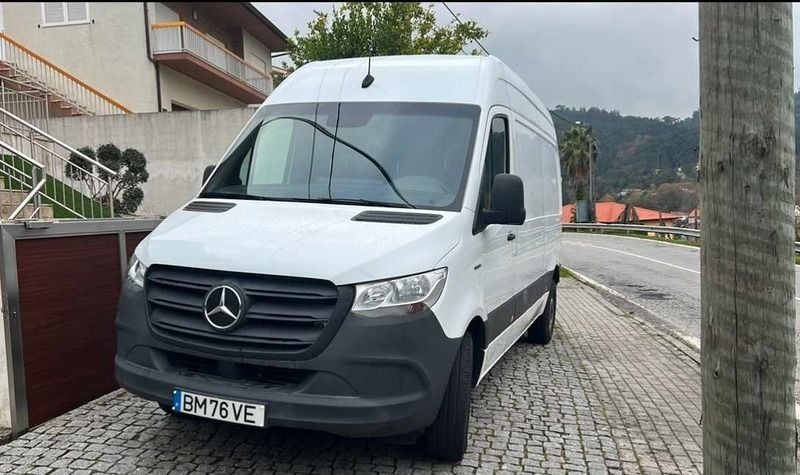 Usado Mercedes E-Sprinter 85 kW (116 HP) 2021 Branco Van