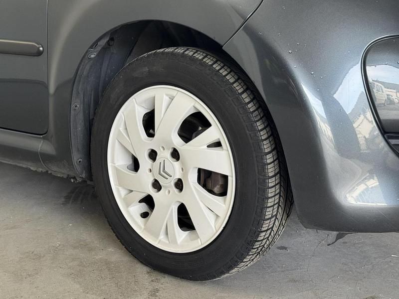 Usado Citroën C1 54 HP (39 kW) 2009 Cinzento Citadino