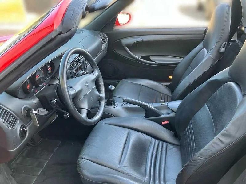 Usado Porsche 986 Boxster 204 HP (150 kW) 1997 Cabrios