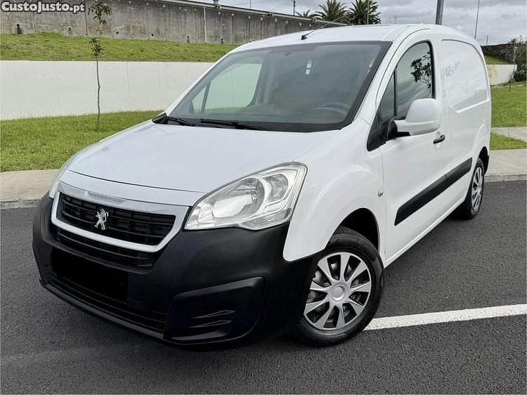 Branco Usado 2016 Peugeot Partner Van | € 10.750 (Preço justo) - Imagem 1/1