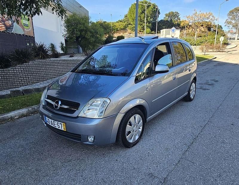 Usado 2005 Opel Meriva Monovolume | € 2.100 (Preço justo) - Imagem 1/4