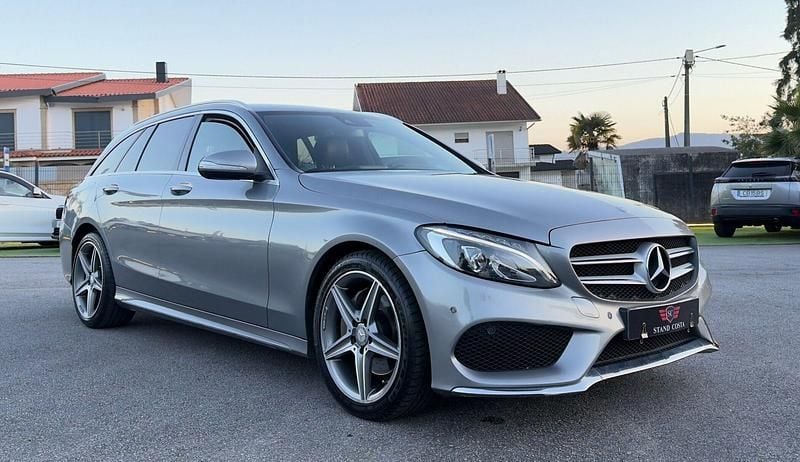 Usado Mercedes C220 AMG line 170 HP (125 kW) 2015 Cinza Carrinha