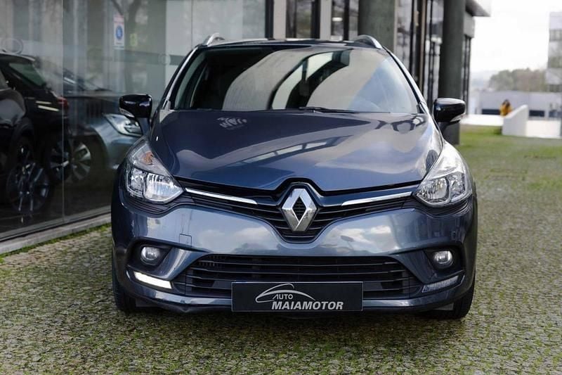 Usado Renault Clio IV 90 HP (66 kW) 2019 Cinzento Carrinha