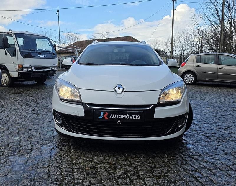 Usado Renault Mégane GrandTour Dynamique 110 HP (80 kW) 2012 Branco Carrinha