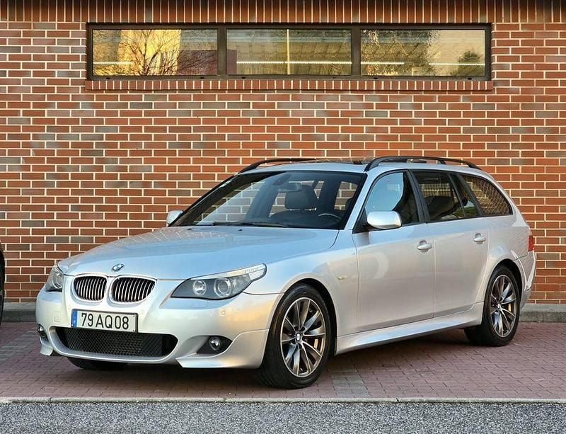 Usado 2005 BMW 535 Carrinha | € 10.990 - Imagem 1/4