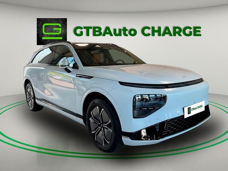 Branco Novo 2025 XPENG G9 AWD Performance SUV | € 88.000 - Imagem 1/4