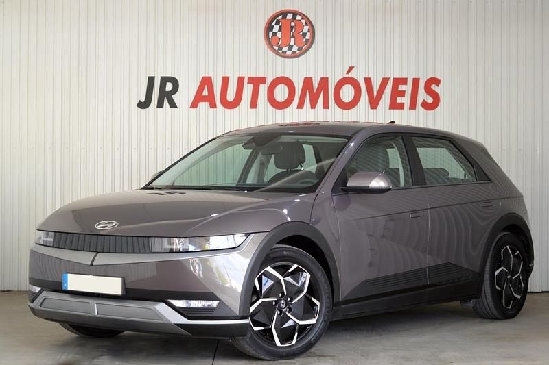 Cinzento Usado 2022 Hyundai Ioniq 5 Premium SUV | € 23.950 (Bom preço) - Imagem 1/4