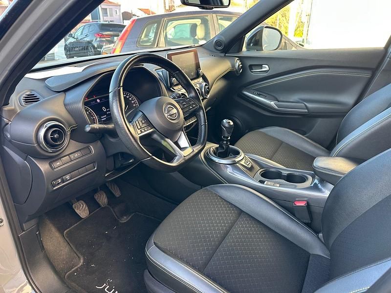 Usado Nissan Kiiro 114 HP (83 kW) 2022 Cinza