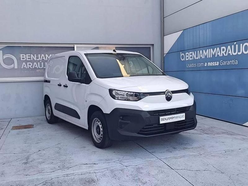 Branco Usado 2025 Citroën Berlingo Monovolume | € 21.000 (Preço justo) - Imagem 1/4