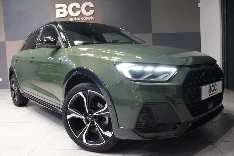 Verde Usado 2024 Audi A1 Performance | € 26.990 - Imagem 1/4