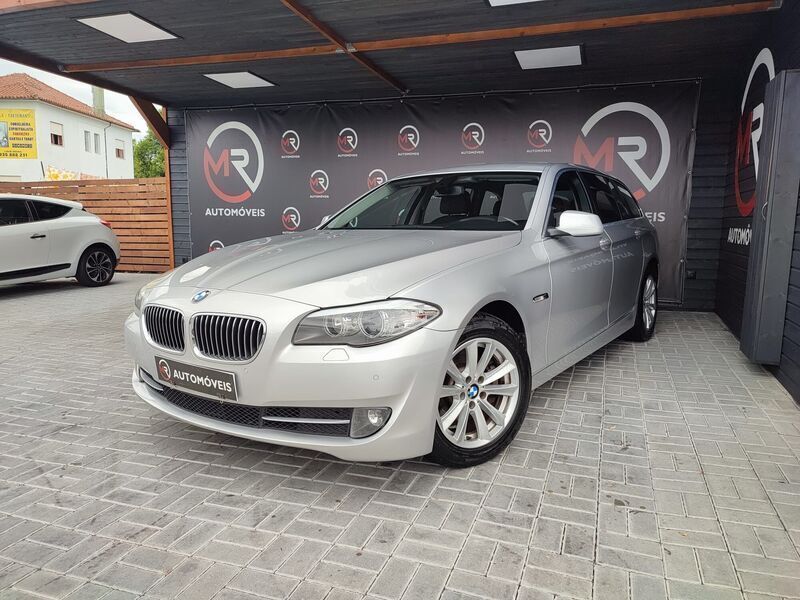 Cinzento Usado 2012 BMW 520 Luxury Line Carrinha | € 12.500 (Bom preço) - Imagem 1/2